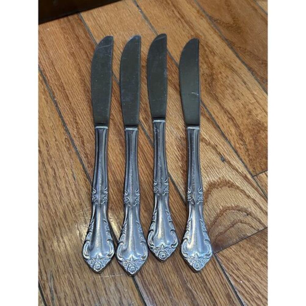 Set Of 4‎ Stainless Steel Knives Rose Pattern